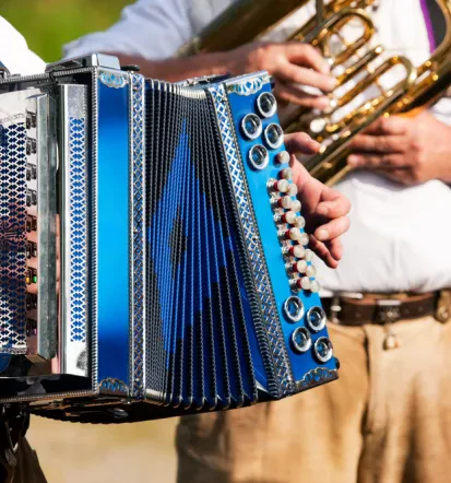 Poučevanje diatonične harmonike Ravne na Koroškem