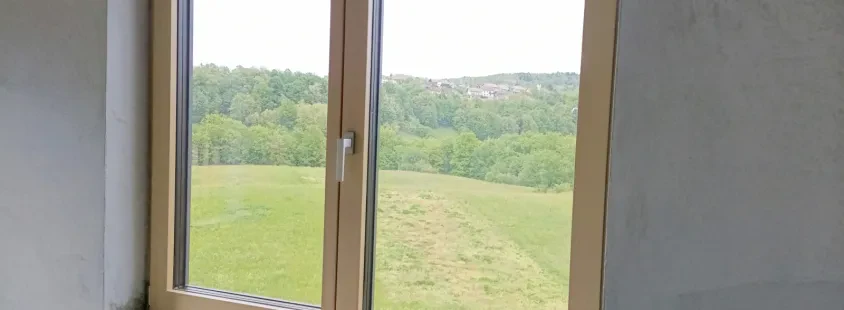 Lesena okna in les-alu okna Dolenjska