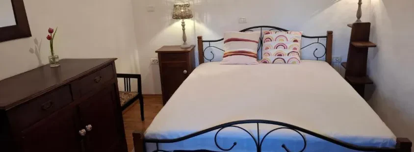 Ugoden počitniški apartma za 5 oseb Dutovlje