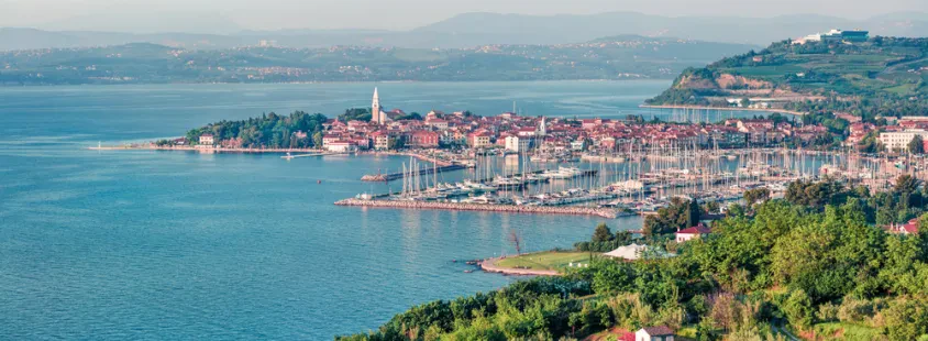 Apartmaji za več oseb Izola, Obala
