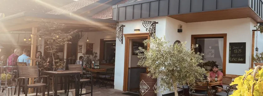 Kavarna s torticami, Ptuj okolica