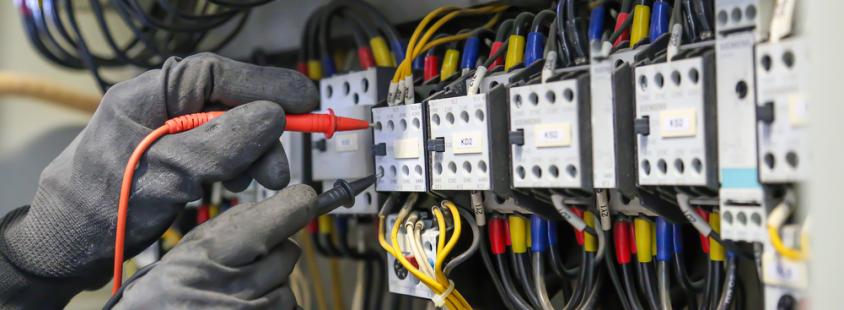 Elektroinštalacije Slovenija, Hrvaška