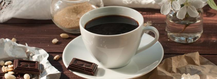 Prodaja piškotov in čokoladic za h kavi in čaju