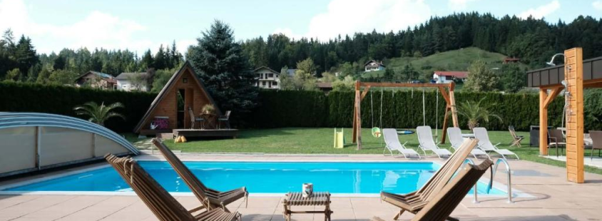 Glamping lesene hiške in kamp