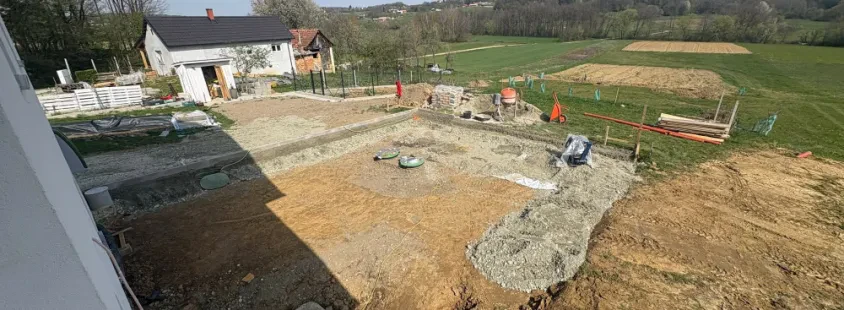 Izkopi za gradbene jame Pomurje
