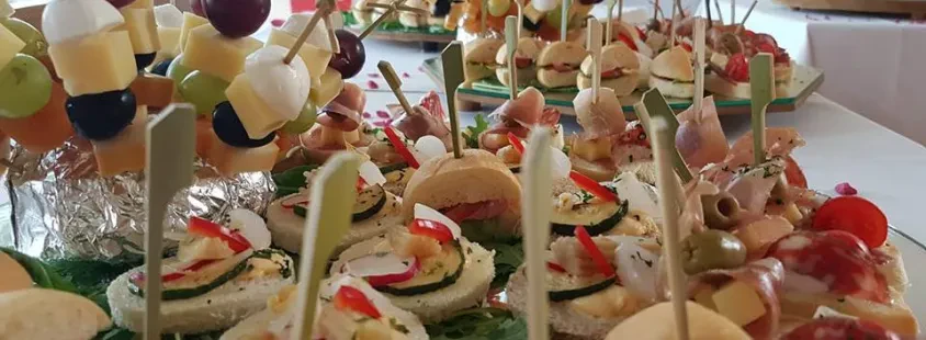 Dobri cateringi za velike skupine Osrednja Slovenija