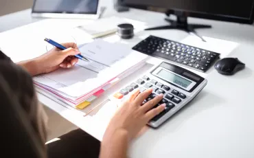 Obračun obresti kot ključni del finančne preglednosti podjetja